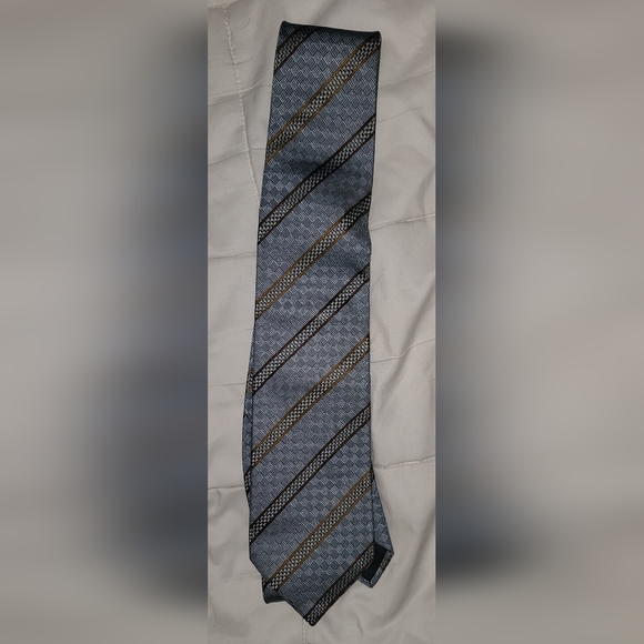 Authentic gucci necktie made in italy - Picture 1 of 8